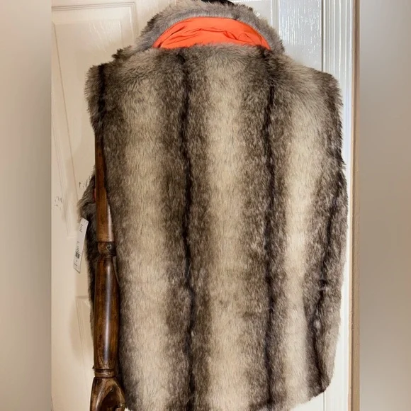 Urban Outfitters reversible Faux Rabbit Fur Vest unisex XL Brown Y2K - Picture 5 of 11